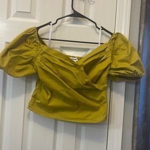 Olive green crop top puffy sleeve
